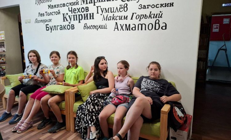 Интерактивную программу в честь Обещроссийского дня библиотек провели в КСЦ «Кокошкино». Фото: официальный Telegram-канал КСЦ «Кокошкино»